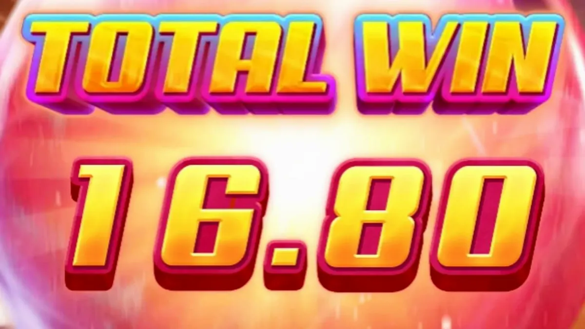 Interface do jogo de slot Perfect Strike com tema de boliche neon
